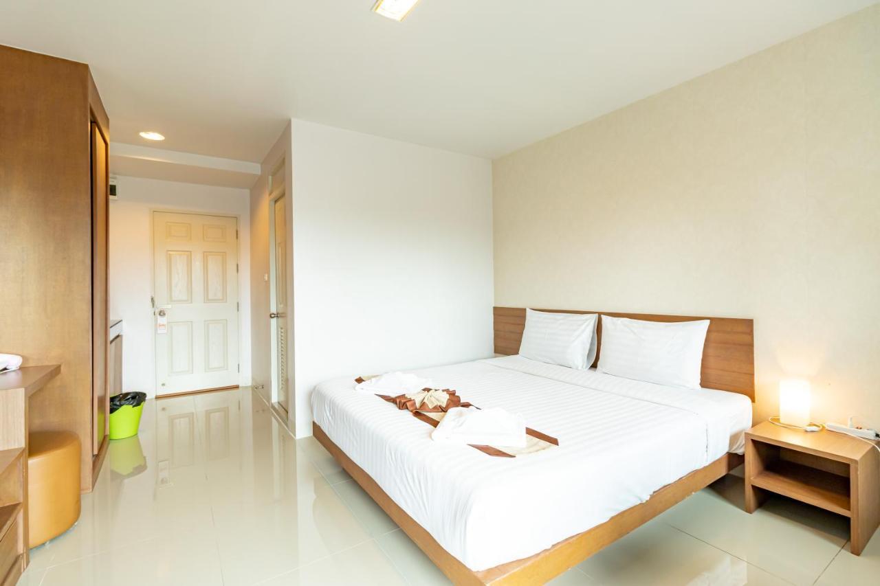 Ascella Sukhumvit 38 Apartment Bangkok Exterior photo